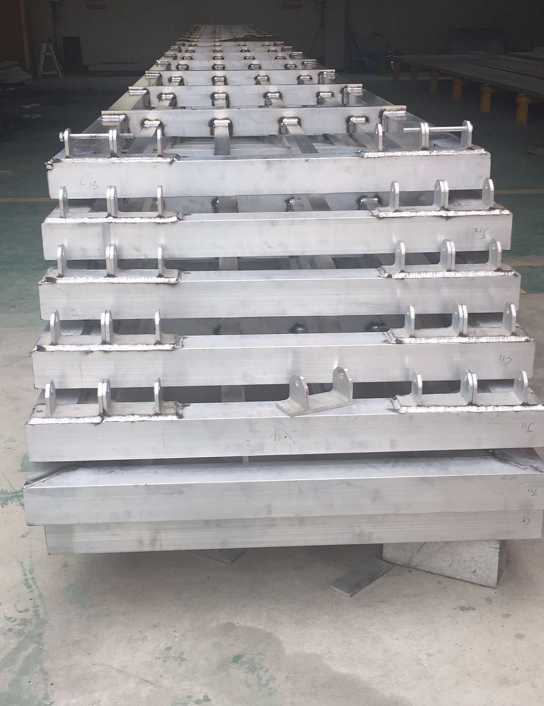 Marine floating pontoon dock platform or bridge platform with bollard9